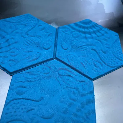 Gạch lục giác Gaudi trên vỉa hè Barcelona