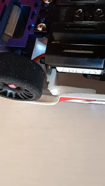 Thân xe Tamiya Mini 4WD lắp trên khung Kyosho Mini Z - Image 2