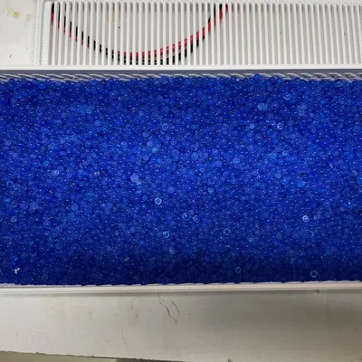 Hộp chứa hạt gel silica với nắp tháo rời