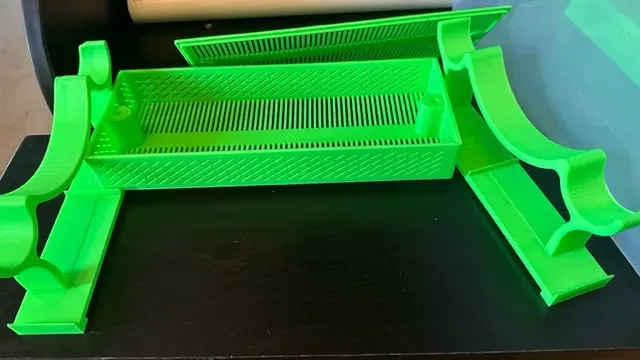 Hộp khô 20 quart Sterilite #19324306 với khay silica - Image 4