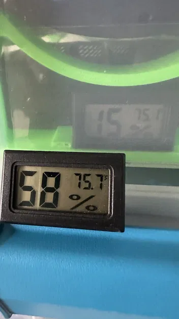 Hộp khô 20 quart Sterilite #19324306 với khay silica - Image 6