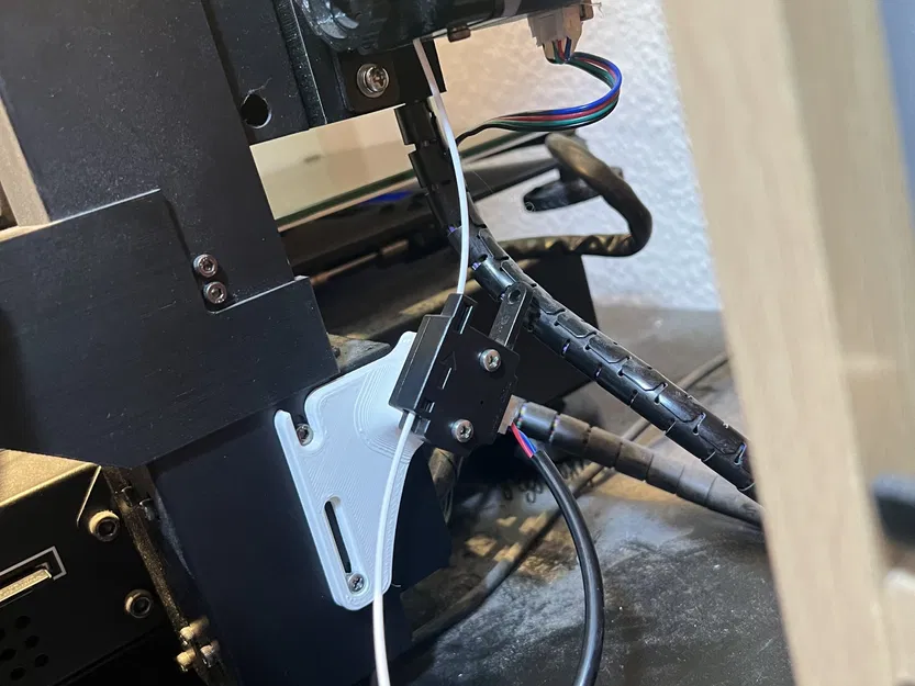 Giá đỡ cảm biến filament Anycubic I3 Mega - Image 1