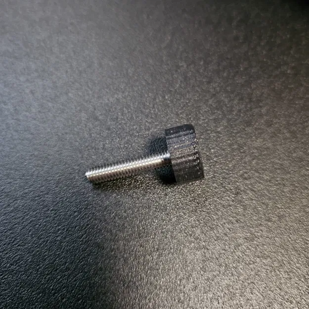 Vít điều chỉnh phanh cho xe đạp Woom bằng nhựa - Image 1