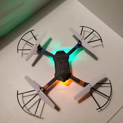 Thân xe đua Syma X5C với tích hợp camera