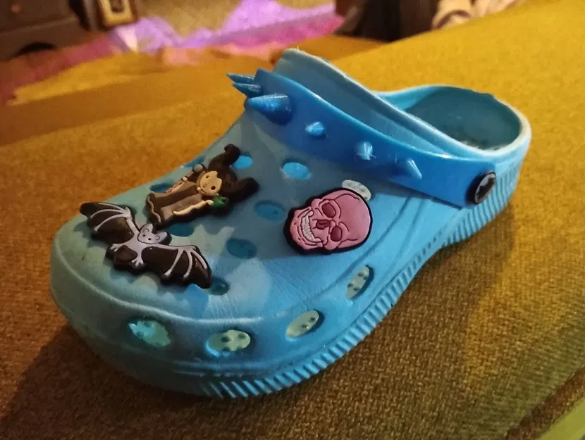 Dây đeo thay thế cho Crocs kích thước 1 (UK) có gai - Image 1