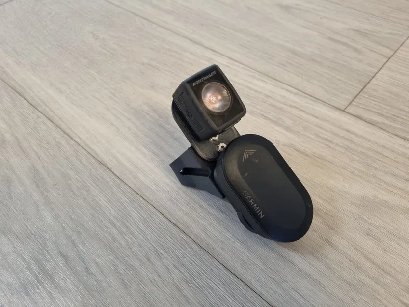 Giá đỡ yên xe với hai khe gắn 1cm-uni-mount - Image 1