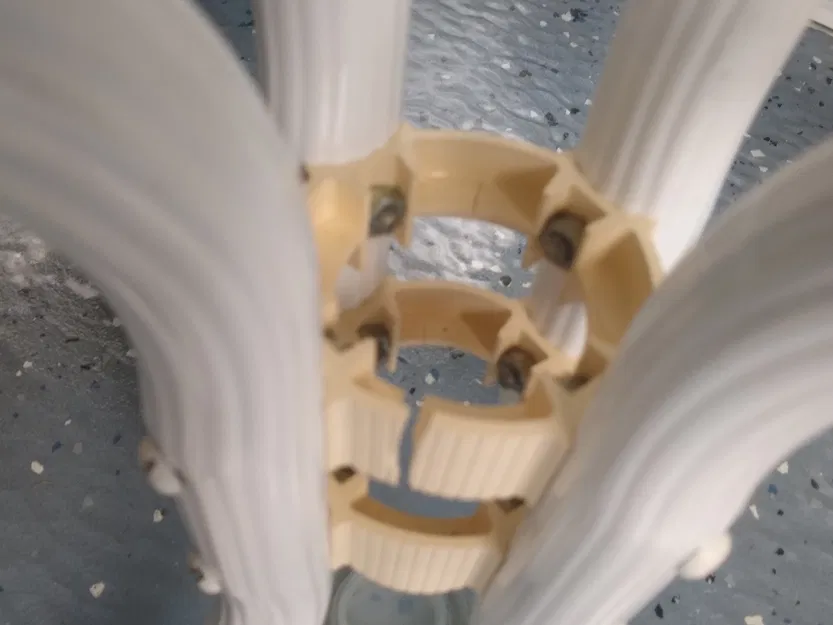 Vòng lắp chân bàn patio Sunbeam cho khung nhôm - Image 2