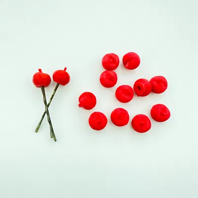 Mô hình phụ kiện tóc hình ốc quế kem mini và quả cherry