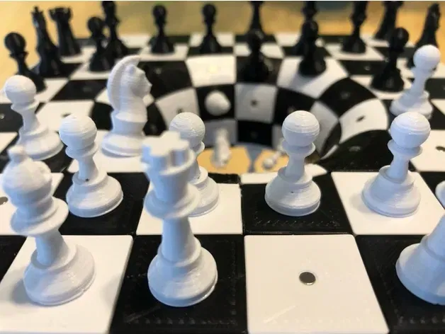 Bàn cờ Wormhole phi Euclide của DaveMakesStuff - Image 1