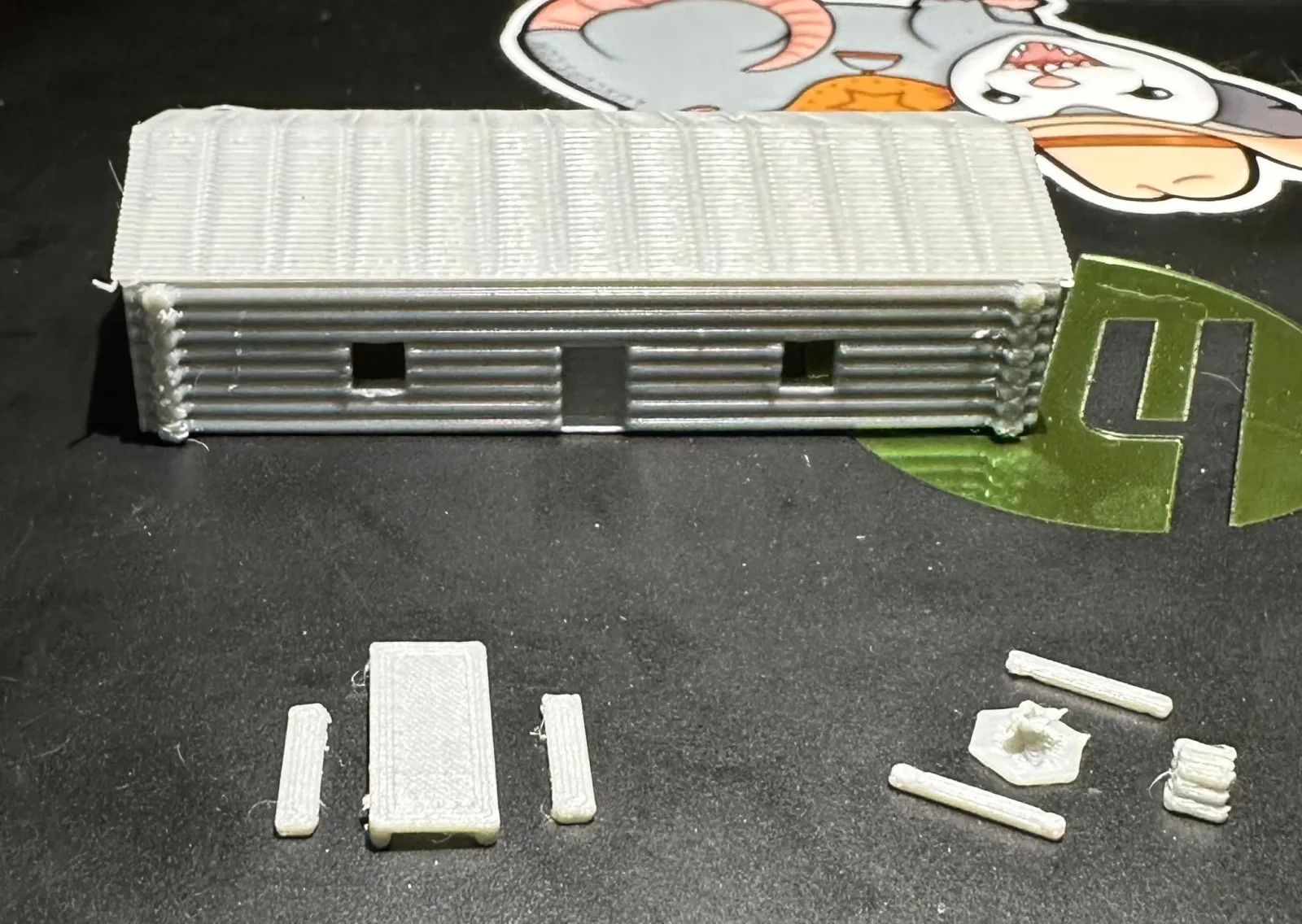 Nhà gỗ kiểu cabin tỷ lệ N cho mô hình đường sắt 1