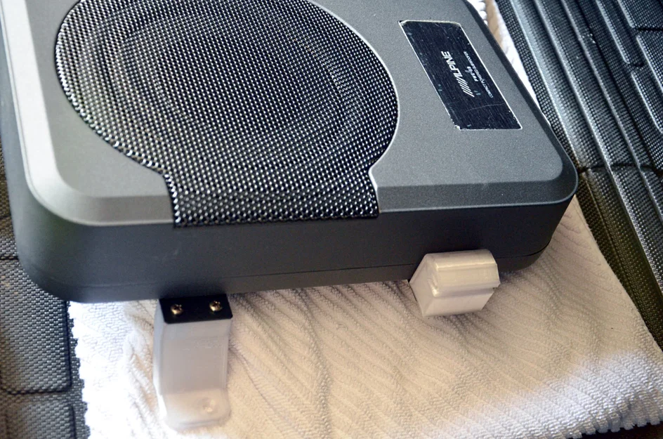 Giá đỡ lắp đặt subwoofer Alpine PWE-S8 cho Tesla Model 3 SR+ - Image 3