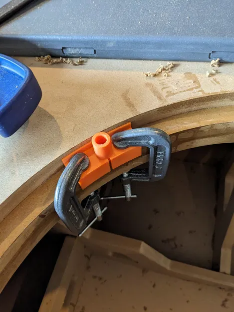 Giá đỡ khoan lỗ lắp đặt loa subwoofer - Image 1