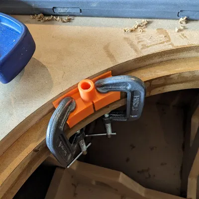 Giá đỡ khoan lỗ lắp đặt loa subwoofer