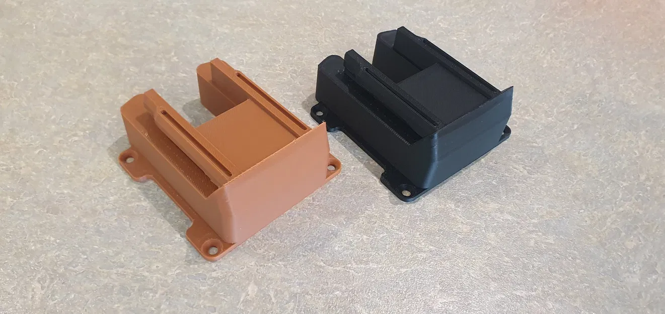 Giá đỡ công cụ INGCO 20V P20S treo ngược dưới kệ - Image 4