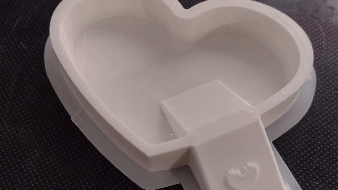 Khay cho ăn isopod hình trái tim đơn giản - Image 1