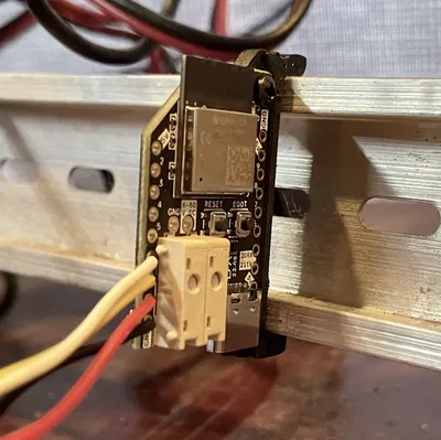 Giá đỡ DIN cho FLIP_C3