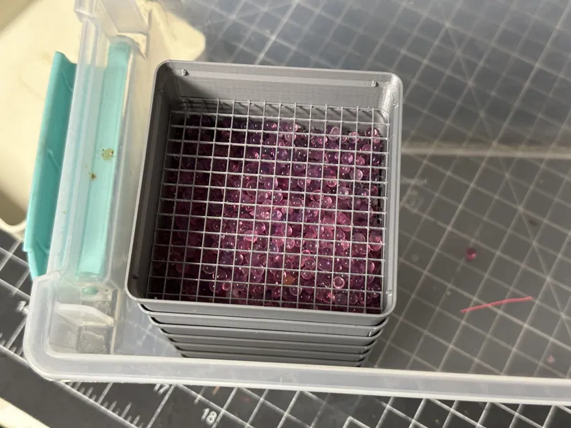 Khay sàng lọc chồng lên nhau cho hạt hút ẩm rời - Image 5