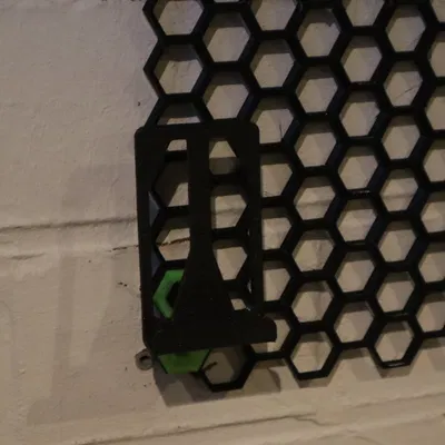 Giá đỡ điện thoại gắn tường tổ ong