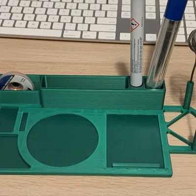 Trạm hàn mạch điện với giá đỡ và khay phụ kiện