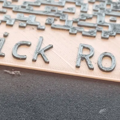 Mã QR dẫn đến video mèo hài hước trên YouTube