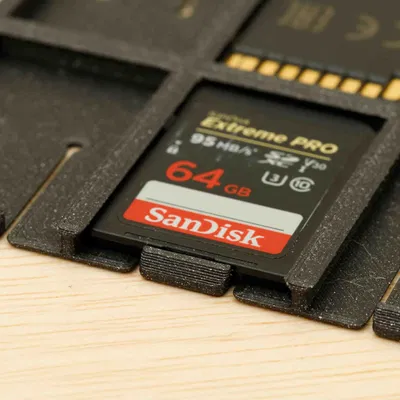 Giá đỡ thẻ SD phẳng an toàn cho 6 thẻ