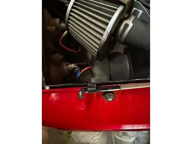 Giá đỡ thanh chống nắp ca-pô AUTOZAM AZ-1 - Image 1