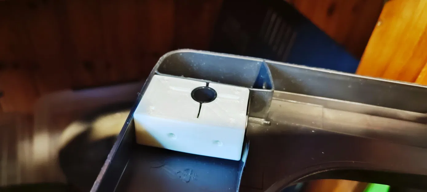 Giá đỡ củng cố cho tủ chứa đồ bằng nhựa có bánh xe - Image 1