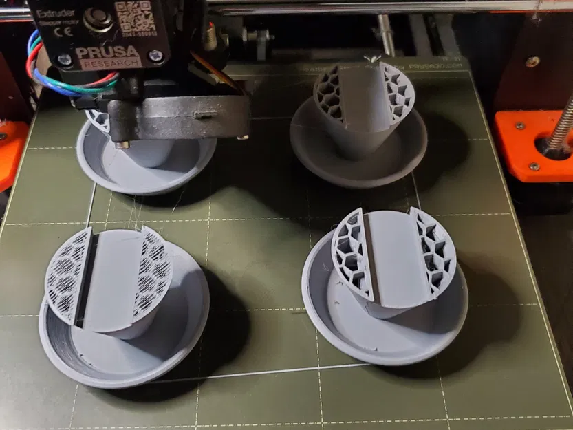 Bẫy kiến cho tổ ong Langstroth với chân đế tích hợp - Image 3