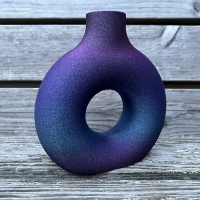 Bình hoa hình donut đơn giản và đẹp mắt