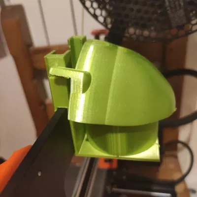 Máy cắt filament với thùng rác tiện lợi