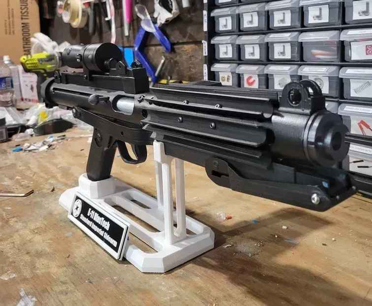 Súng E-11 của Stormtrooper được cải tiến với hướng dẫn lắ... - Image 1