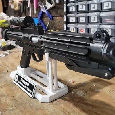 Súng E-11 của Stormtrooper được cải tiến với hướng dẫn lắ...