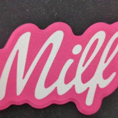 Chìa khóa hình Milf phong cách Barbie