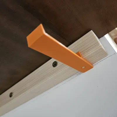 Hệ thống dẫn dây dưới bàn M3