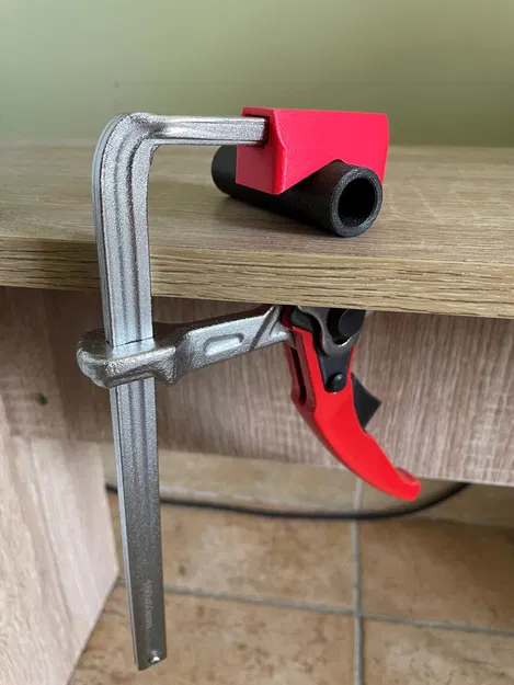 Kẹp MFT V để kẹp các chi tiết tròn với thanh Festool/Veiko - Image 1