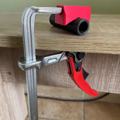 Kẹp MFT V để kẹp các chi tiết tròn với thanh Festool/Veiko