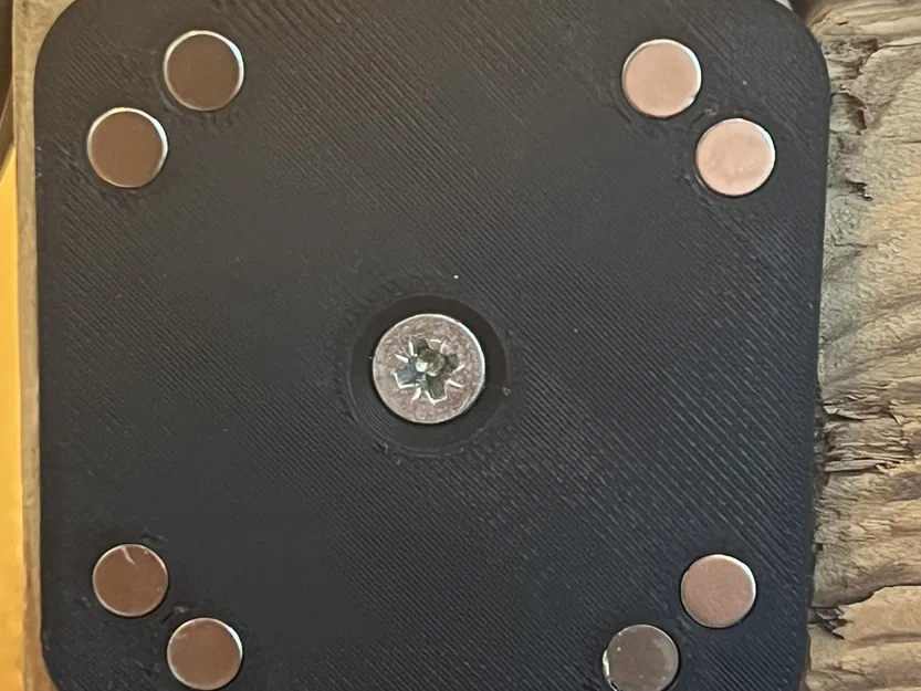 Giá đỡ tường tự chế cho phụ kiện Peak Design Mobile - Image 2