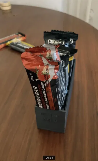 Hộp tổ chức đồ ăn nhẹ Protein Bar cho Action - Image 1