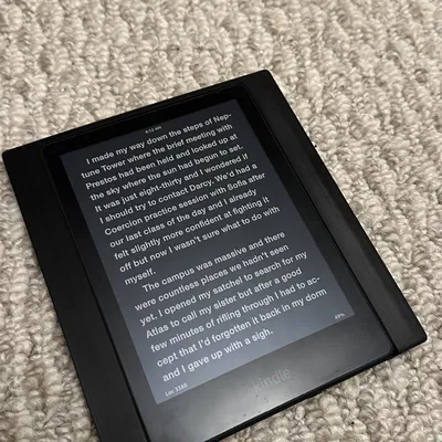 Giá đỡ Kindle 11 với tay cầm tiện lợi - Thiết kế dành cho Pa...