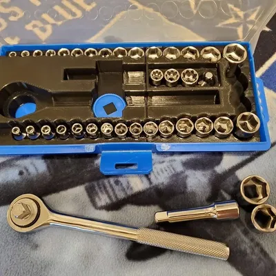 Bộ socket 40 chi tiết từ Harbor Freight với thiết kế thay thế