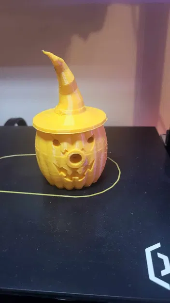 Quả bí ngô Halloween với nến tealight và nhiệt - Image 1
