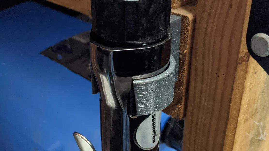 Giá đỡ ratchet khí nén treo tường đơn giản - Image 2