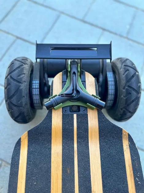 Giá đỡ công cụ Y cho ván trượt Evolve - Image 1