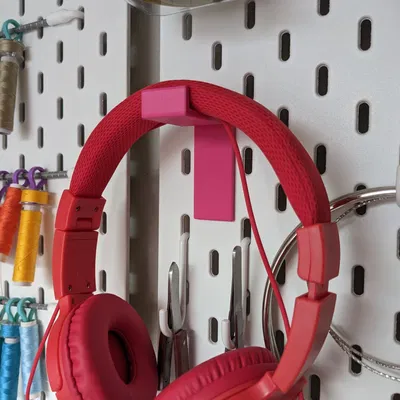 Giá đỡ tai nghe Skadis với hai chốt đứng