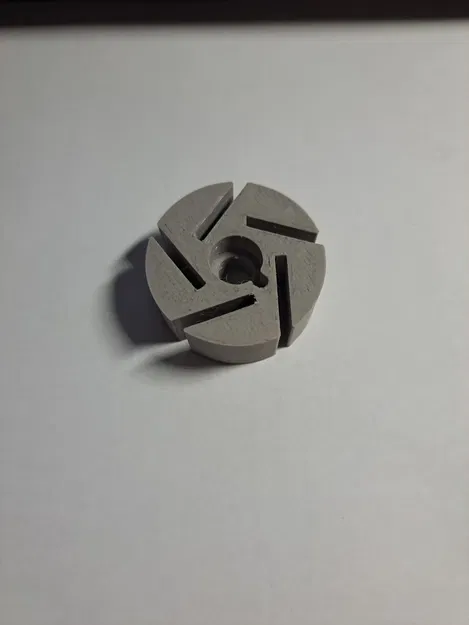 Bánh quạt bơm chân không ô tô OEM 8E0927317 - Image 1