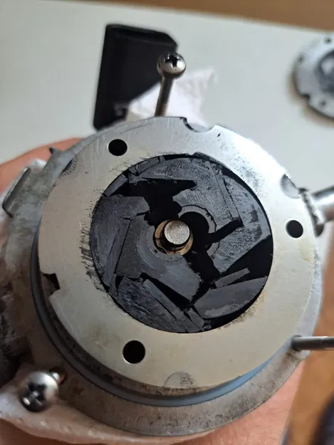 Bánh quạt bơm chân không ô tô OEM 8E0927317 - Image 5