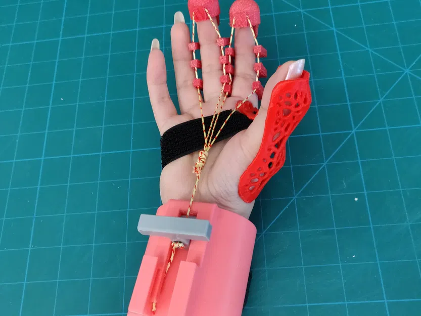 Găng tay phục hồi chức năng cho bệnh nhân đột quỵ - Image 1