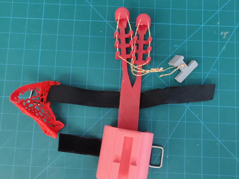 Găng tay phục hồi chức năng cho bệnh nhân đột quỵ - Image 2