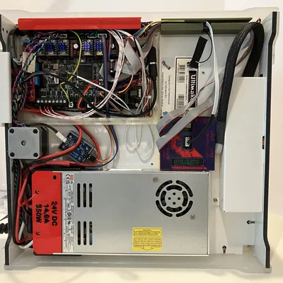 Tổ chức cáp cho rãnh dưới thùng máy in Ultimaker Original+/2/2+