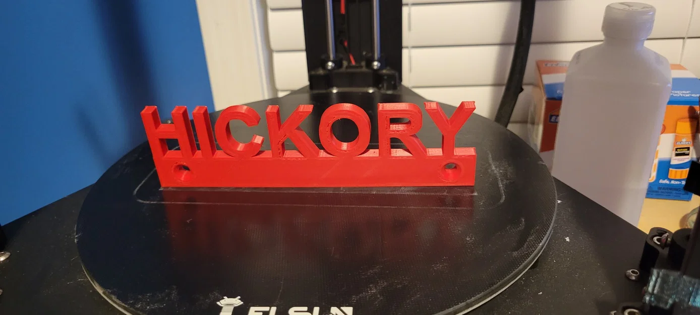 Biển hiệu hickory đơn giản với lỗ vít - Image 4